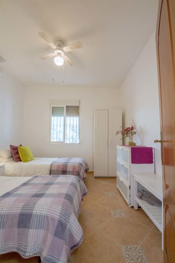 Image No.20-4 Bed Country House for sale