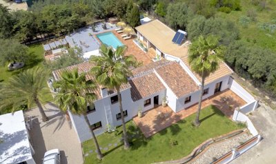 4fr69u2mdow25hc00720front20of20the20house2014