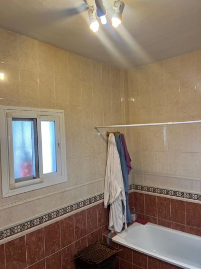 Image No.28-2 Bed Townhouse for sale