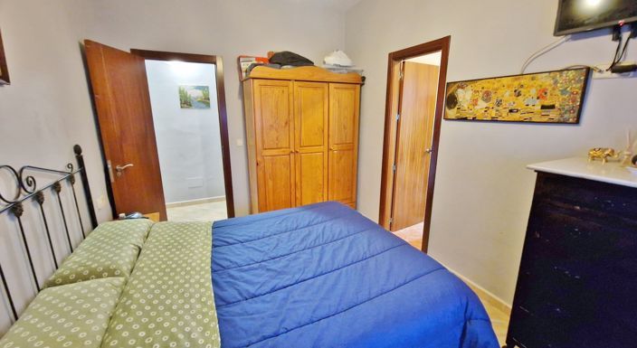 Image No.30-2 Bed Townhouse for sale