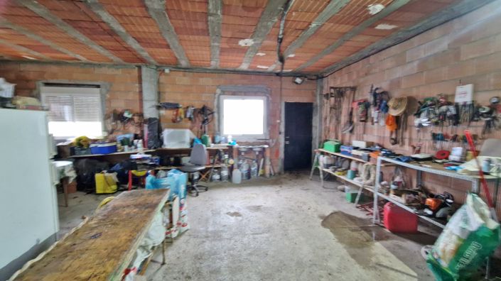 Image No.39-2 Bed Townhouse for sale