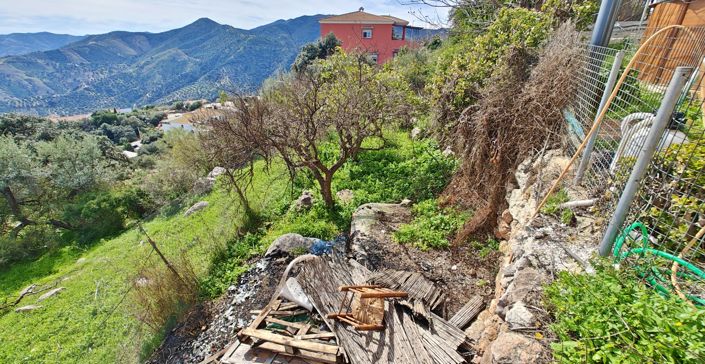 Image No.27-4 Bed Country House for sale