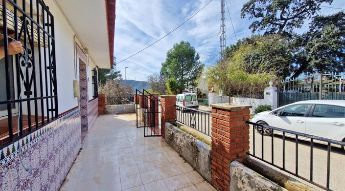 Image No.4-4 Bed Country House for sale