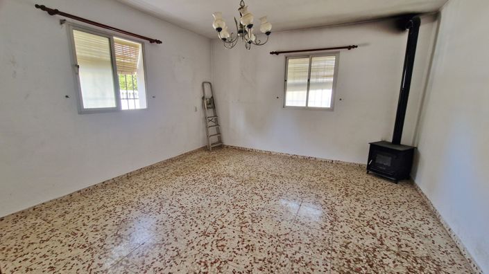 Image No.7-4 Bed Country House for sale