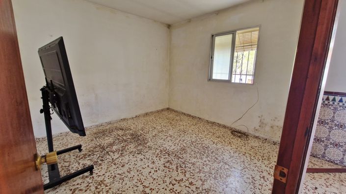 Image No.9-4 Bed Country House for sale