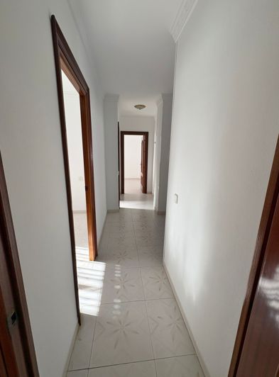 Image No.19-4 Bed Apartment for sale