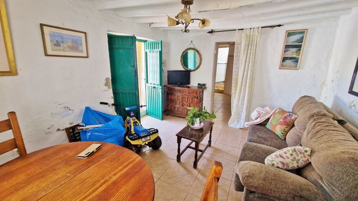 Image No.6-1 Bed Village House for sale