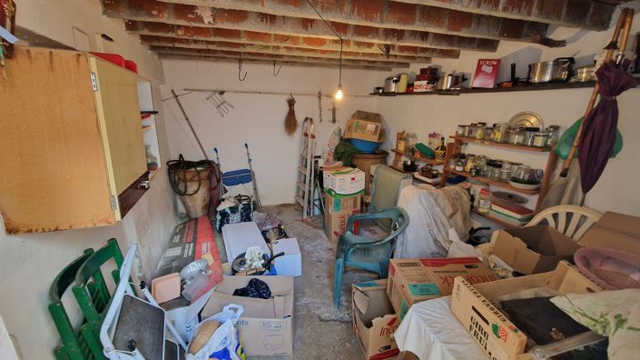 Image No.36-5 Bed Townhouse for sale