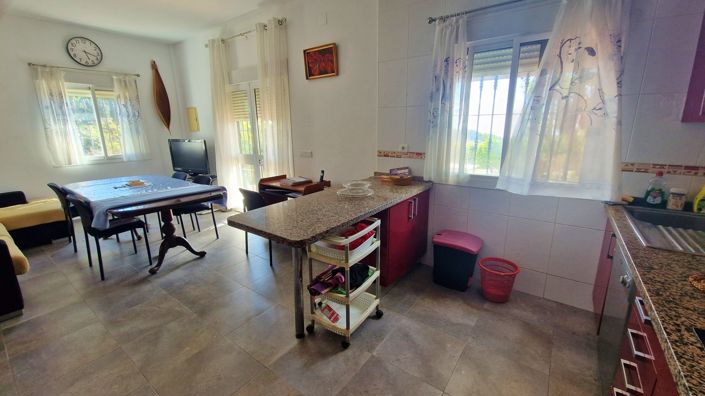 Image No.22-Maison de campagne de 6 chambres à vendre à Cajiz