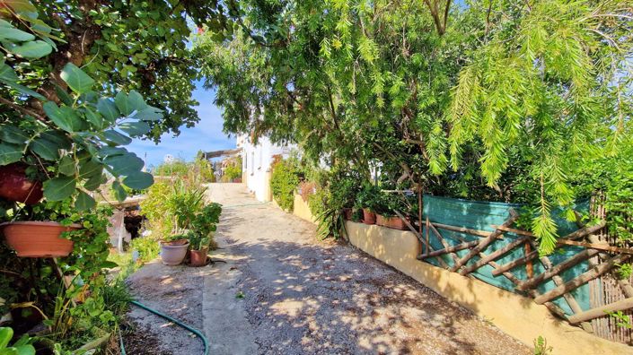 Image No.2-5 Bed Country House for sale