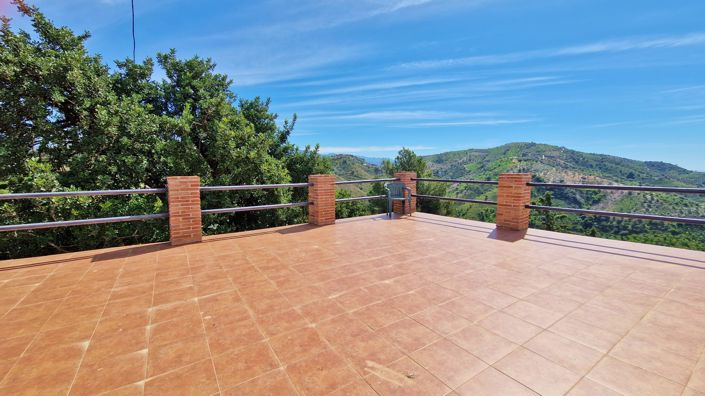 Image No.39-5 Bed Country House for sale