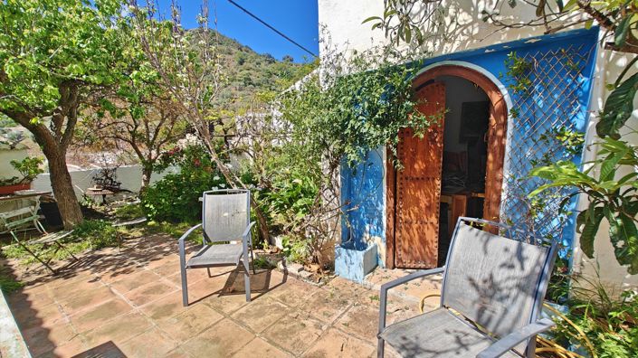 Image No.30-3 Bed Country House for sale