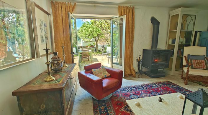 Image No.8-3 Bed Country House for sale