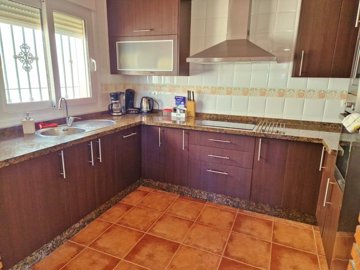 e2dqhzayic420230525122341