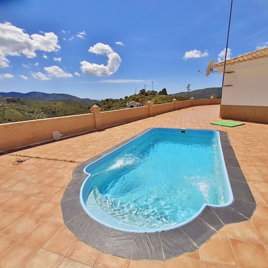 Image No.3-Maison de campagne de 3 chambres à vendre à Canillas de Aceituno