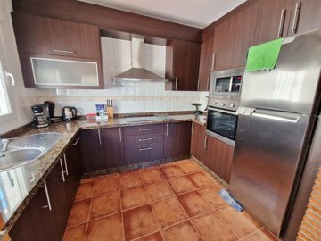 368l6ehkxq820230525122405