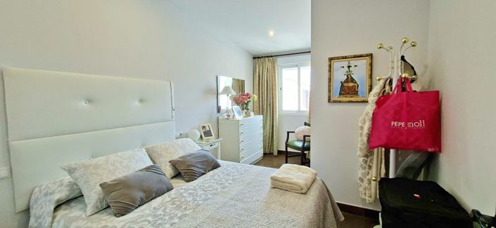 Image No.25-3 Bed Country House for sale