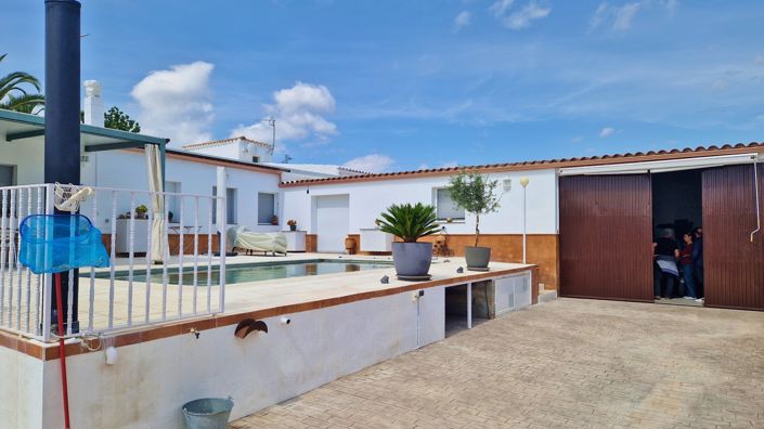 Image No.30-3 Bed Country House for sale