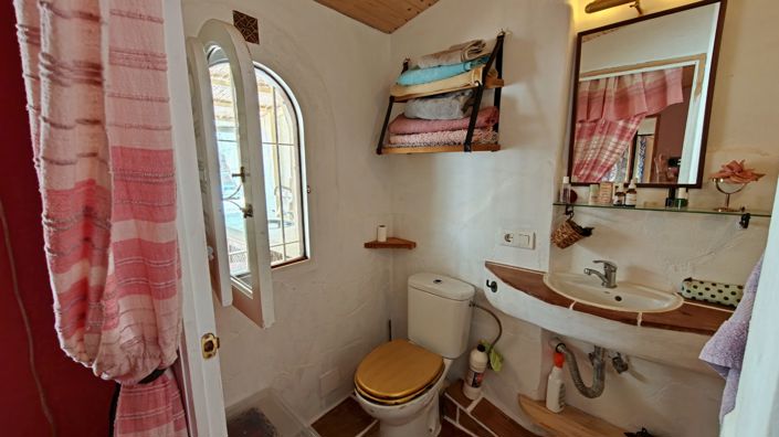 Image No.22-2 Bed Village House for sale