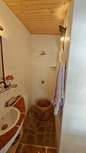 Image No.23-2 Bed Village House for sale