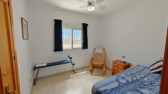 Image No.18-3 Bed Country House for sale