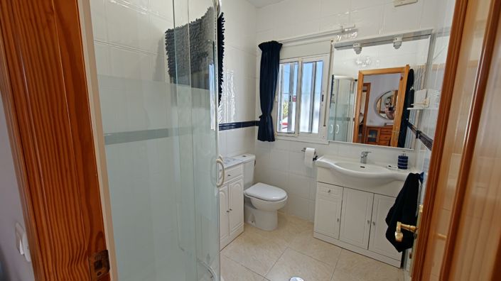Image No.23-3 Bed Country House for sale