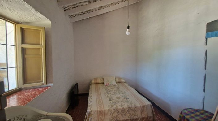 Image No.14-3 Bed Country House for sale