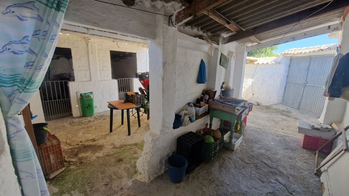 Image No.23-3 Bed Country House for sale
