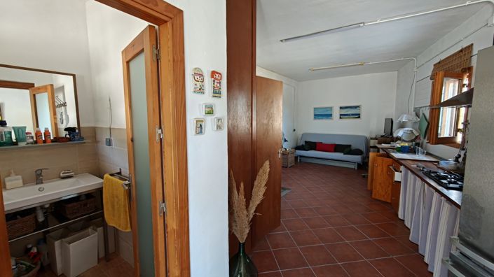 Image No.9-3 Bed Country House for sale