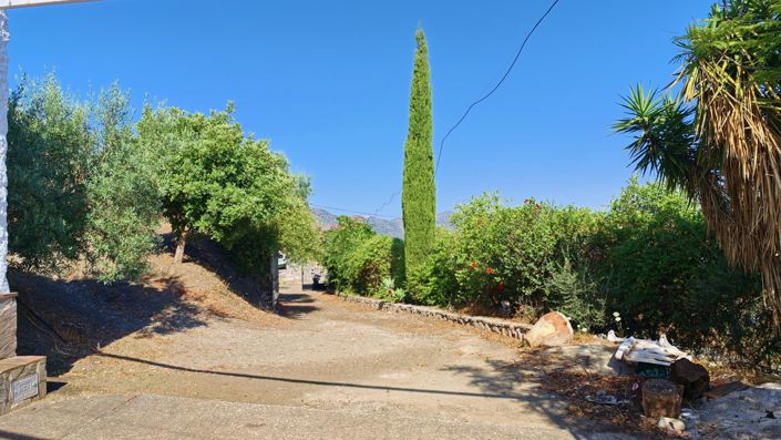 Image No.13-4 Bed Country House for sale
