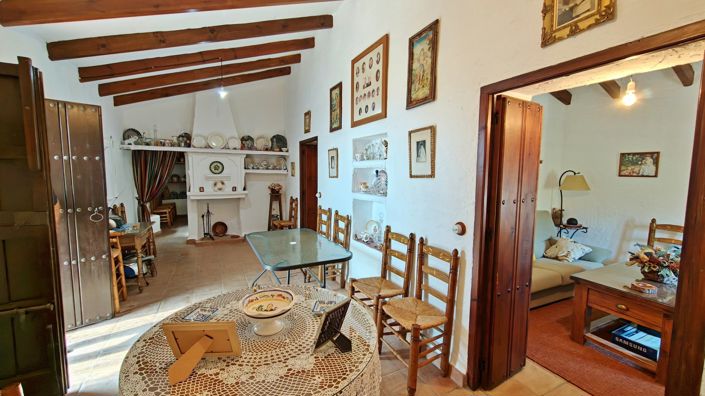 Image No.15-4 Bed Country House for sale