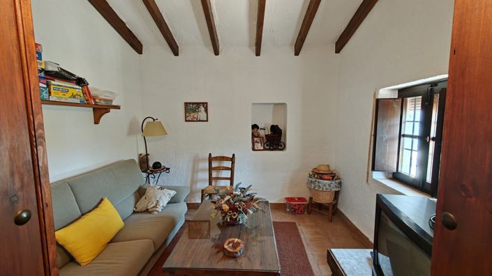 Image No.16-4 Bed Country House for sale