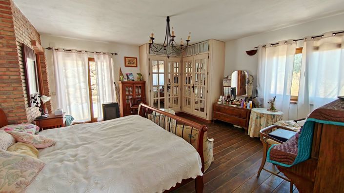 Image No.16-2 Bed Country House for sale