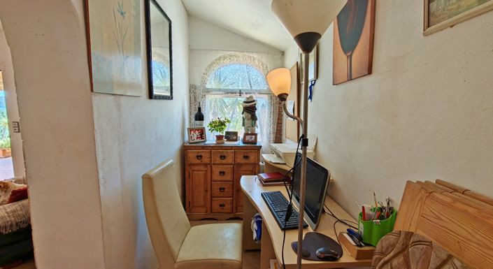 Image No.18-2 Bed Country House for sale
