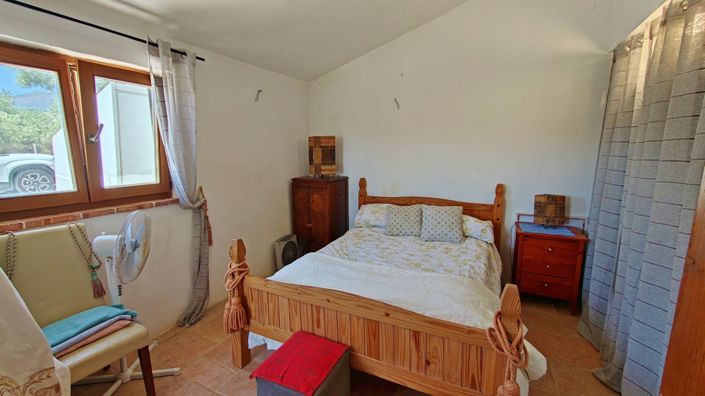 Image No.20-2 Bed Country House for sale