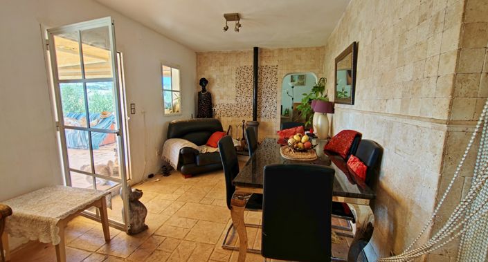 Image No.8-2 Bed Country House for sale