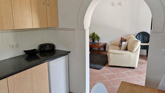 Image No.10-2 Bed Country House for sale
