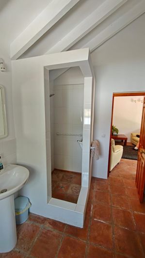 Image No.13-2 Bed Country House for sale