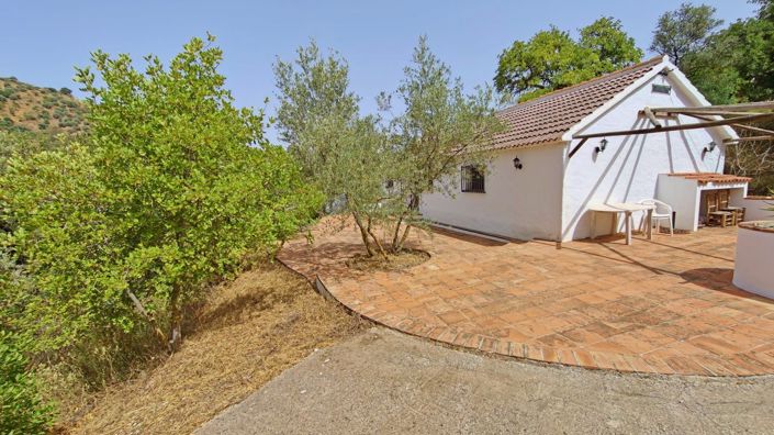 Image No.3-2 Bed Country House for sale