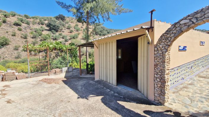 Image No.19-5 Bed Country House for sale