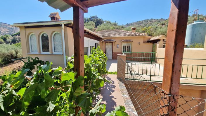 Image No.23-5 Bed Country House for sale
