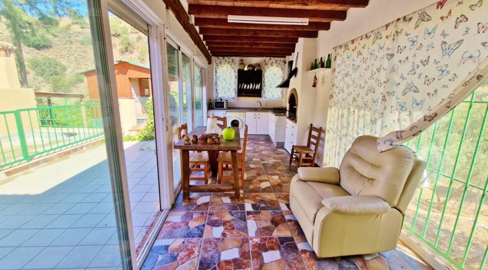 Image No.28-5 Bed Country House for sale