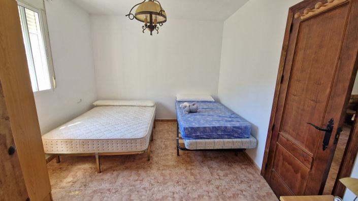 Image No.30-5 Bed Country House for sale