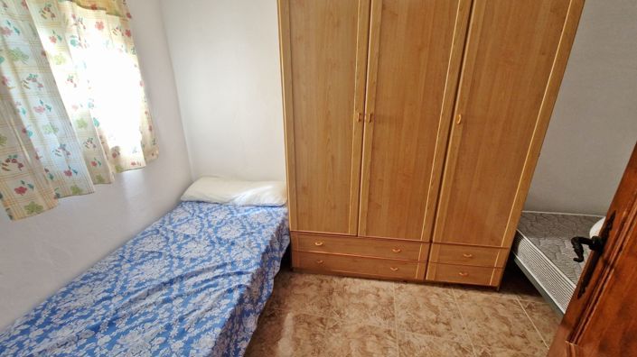 Image No.33-5 Bed Country House for sale