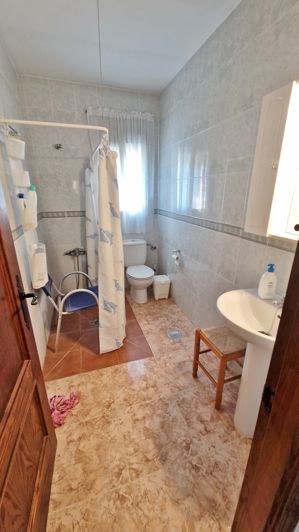 Image No.35-5 Bed Country House for sale