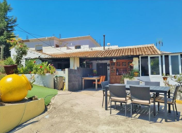 Image No.3-5 Bed Country House for sale