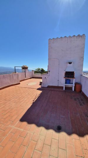 Image No.22-2 Bed Apartment for sale