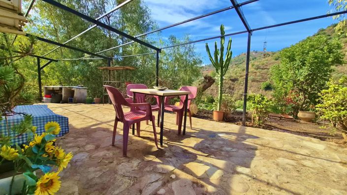 Image No.4-2 Bed Country House for sale