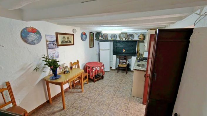 Image No.8-Maison de campagne de 2 chambres à vendre
