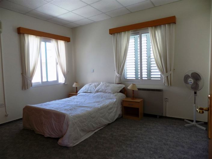 Image No.12-3 Bed Villa for sale